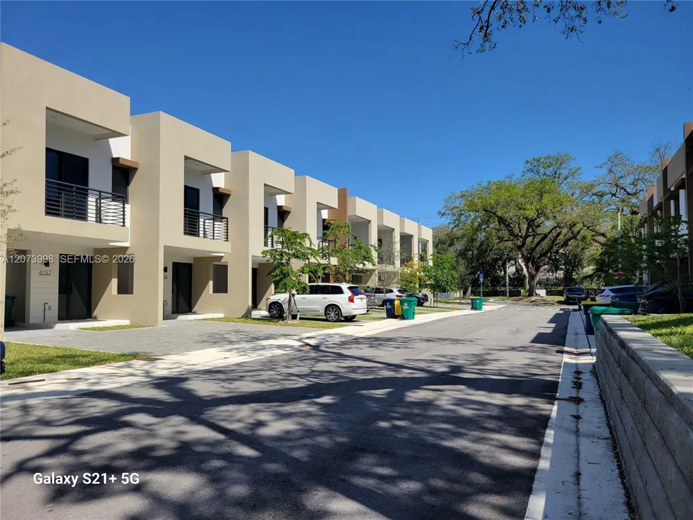 4117 Oak Pl Dania Beach, FL 33314