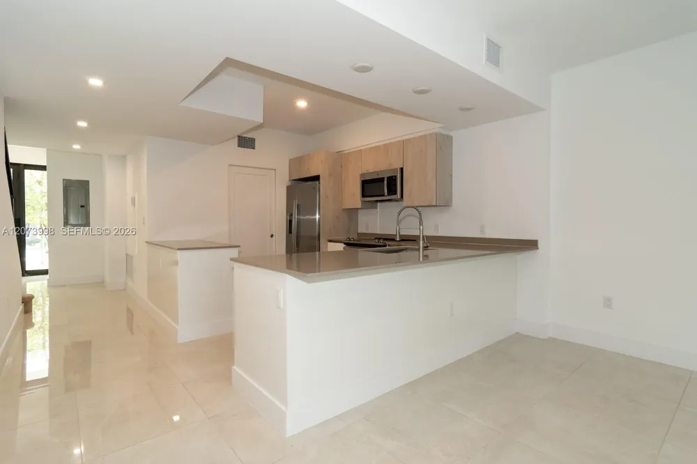 4117 Oak Pl Dania Beach, FL 33314