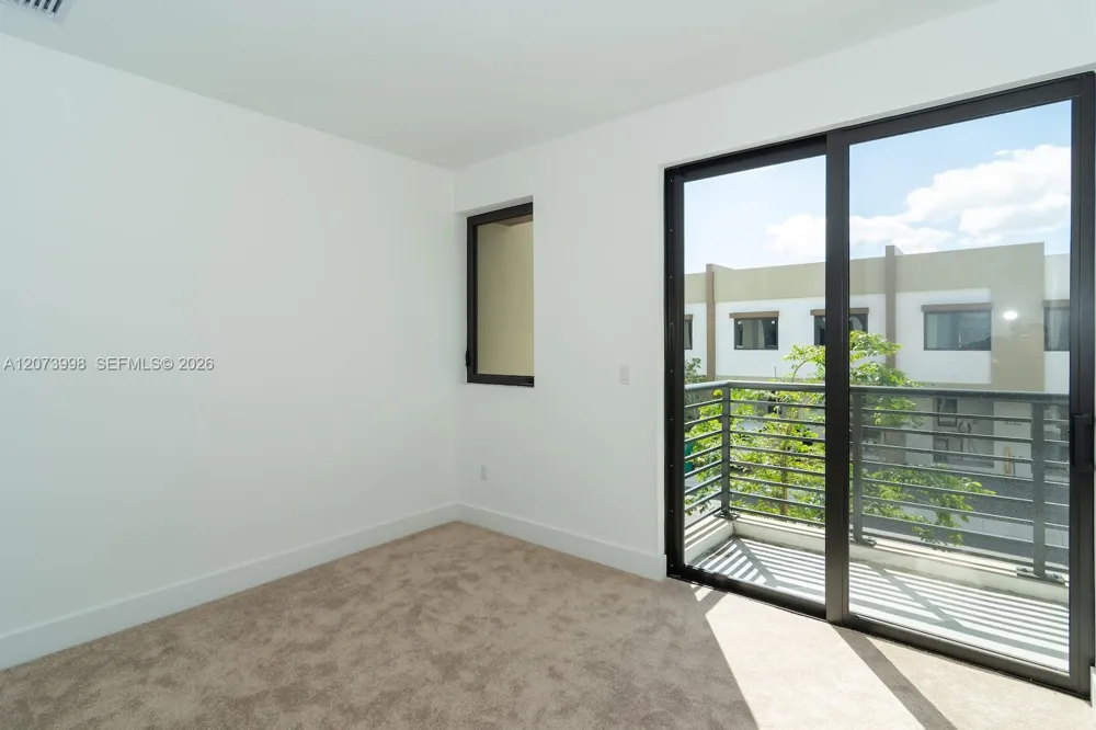 4117 Oak Pl Dania Beach, FL 33314