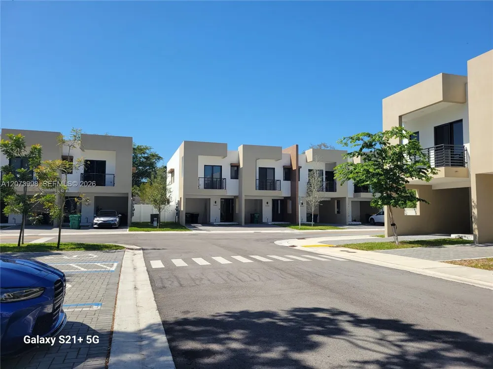4117 Oak Pl Dania Beach, FL 33314