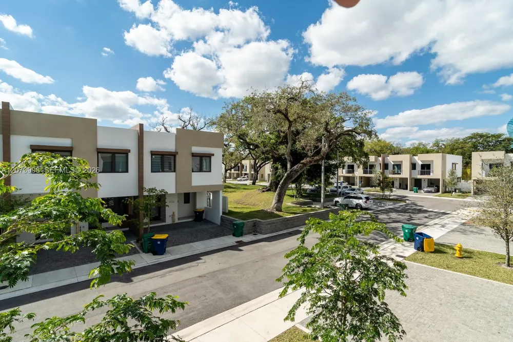 4117 Oak Pl Dania Beach, FL 33314