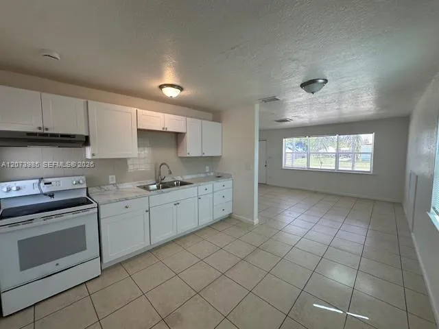 729 Caddie Pl West Palm Beach, FL 33409