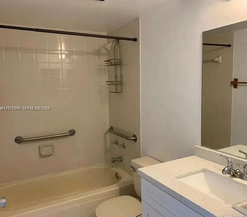 8670 SW 212th St #105 Cutler Bay, FL 33189