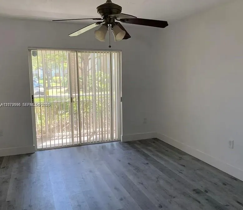 8670 SW 212th St #105 Cutler Bay, FL 33189
