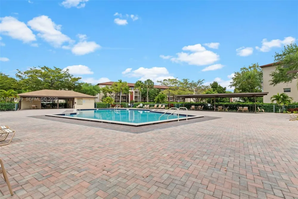 551 SW 135th Ave #413B Pembroke Pines, FL 33027