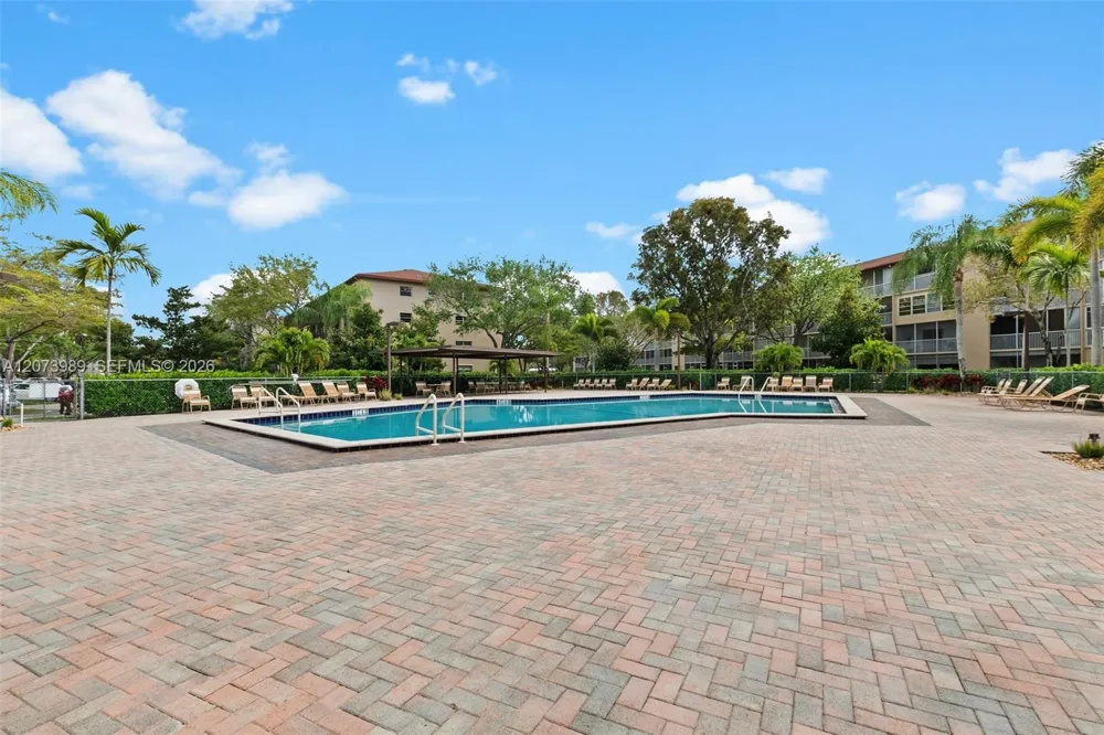 551 SW 135th Ave #413B Pembroke Pines, FL 33027