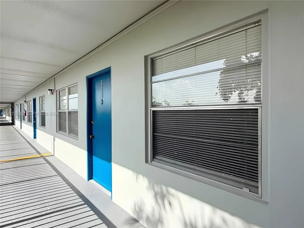 551 SW 135th Ave #413B Pembroke Pines, FL 33027