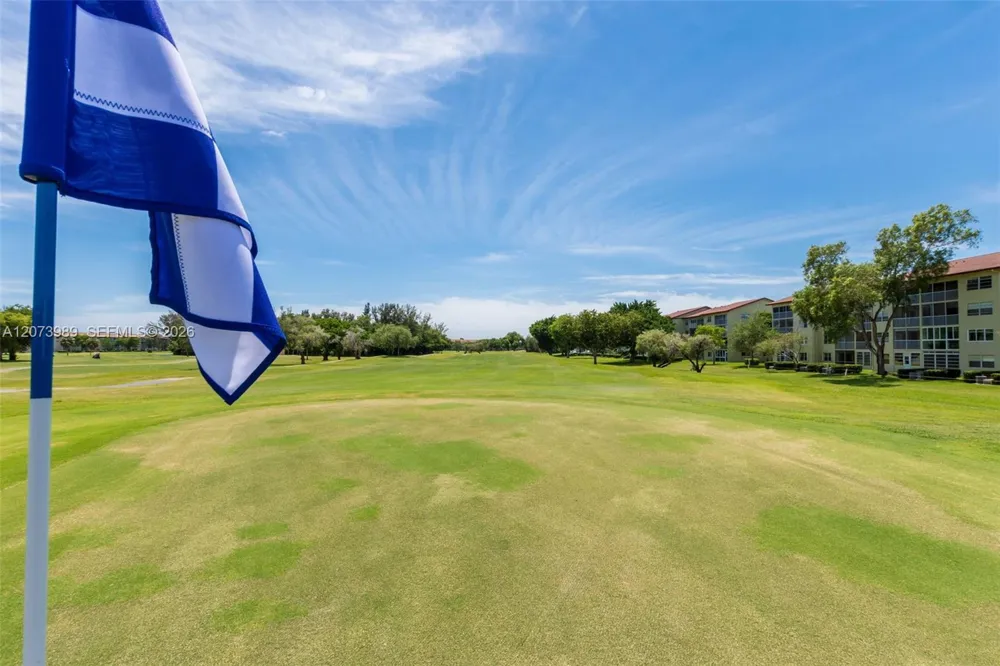 551 SW 135th Ave #413B Pembroke Pines, FL 33027