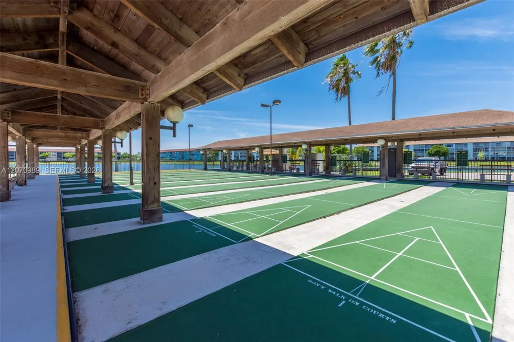 551 SW 135th Ave #413B Pembroke Pines, FL 33027