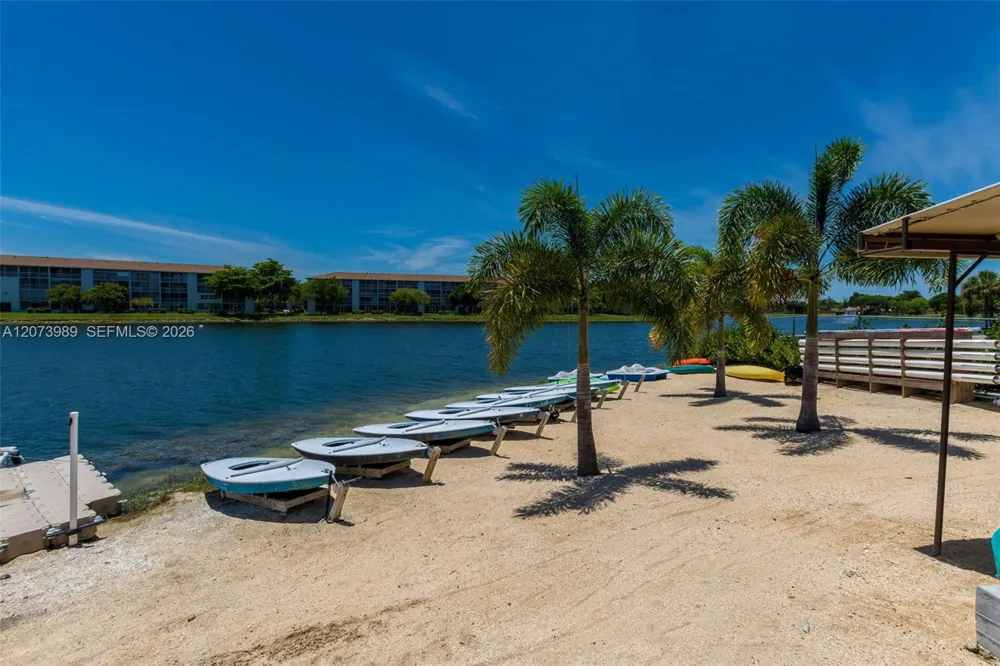 551 SW 135th Ave #413B Pembroke Pines, FL 33027