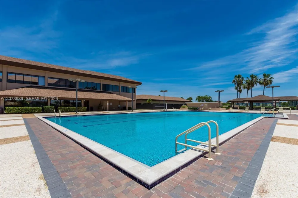 551 SW 135th Ave #413B Pembroke Pines, FL 33027