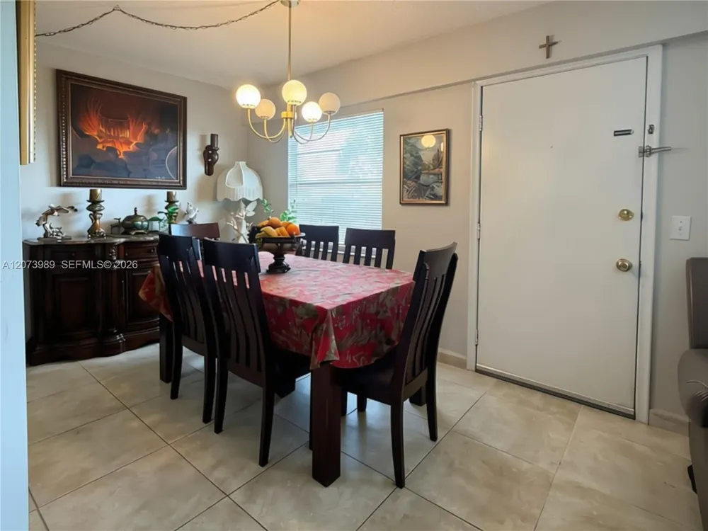 551 SW 135th Ave #413B Pembroke Pines, FL 33027