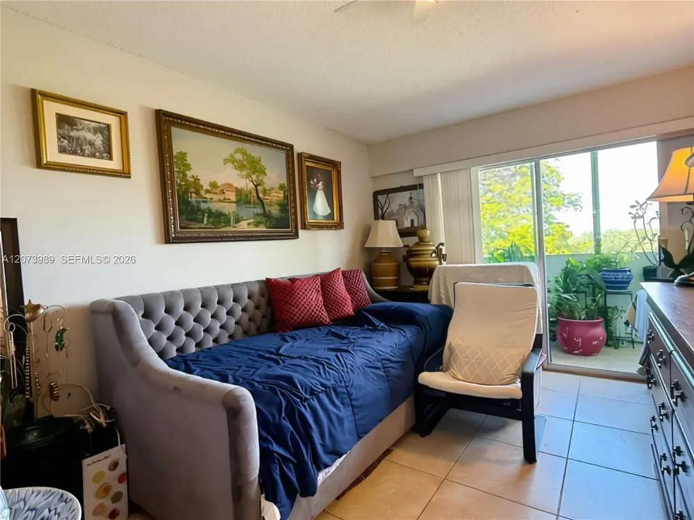 551 SW 135th Ave #413B Pembroke Pines, FL 33027
