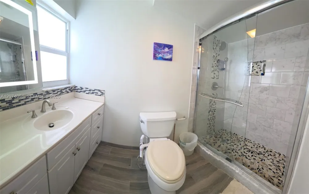 300 NE 12th Ave #108 Hallandale Beach, FL 33009