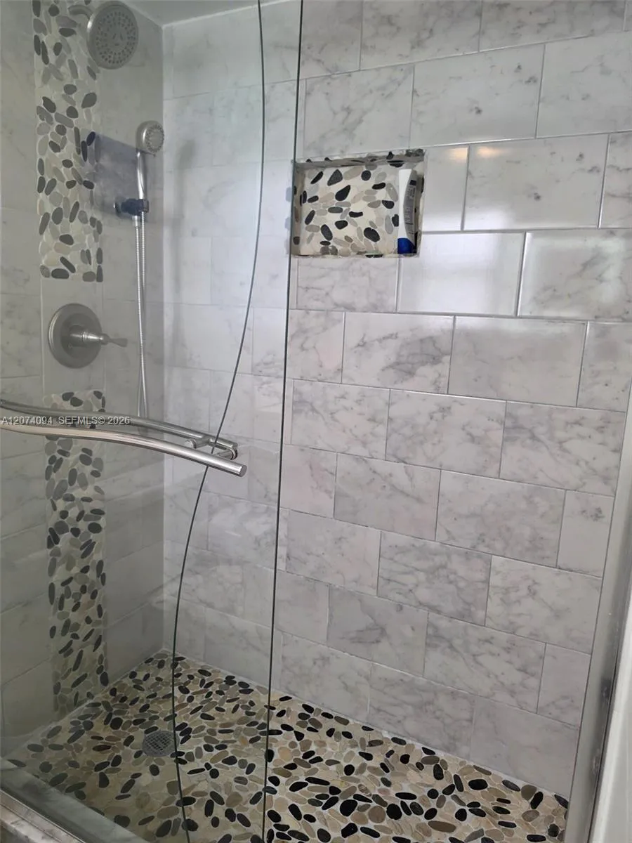 300 NE 12th Ave #108 Hallandale Beach, FL 33009