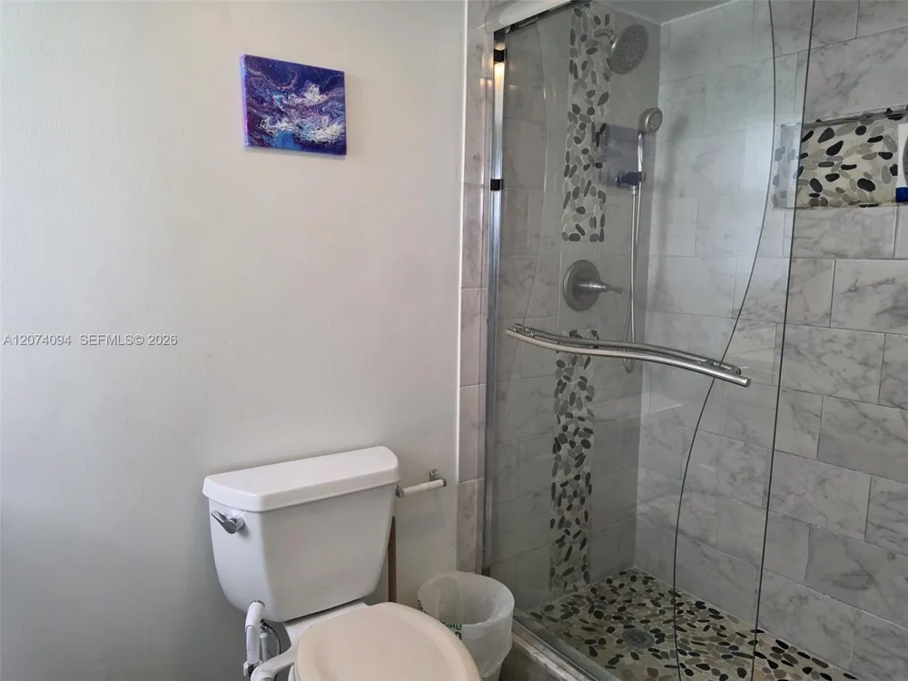 300 NE 12th Ave #108 Hallandale Beach, FL 33009
