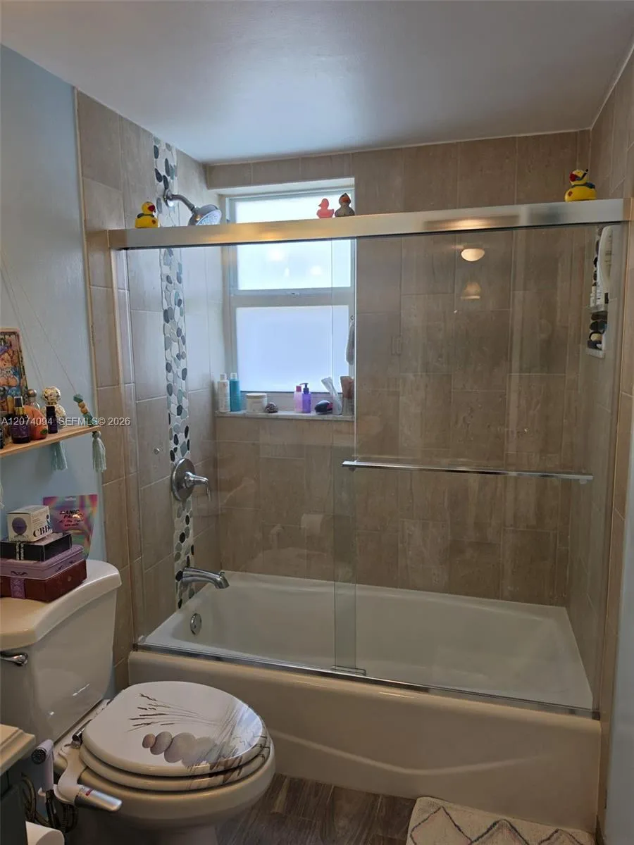 300 NE 12th Ave #108 Hallandale Beach, FL 33009