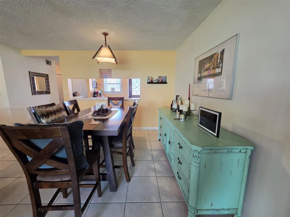300 NE 12th Ave #108 Hallandale Beach, FL 33009