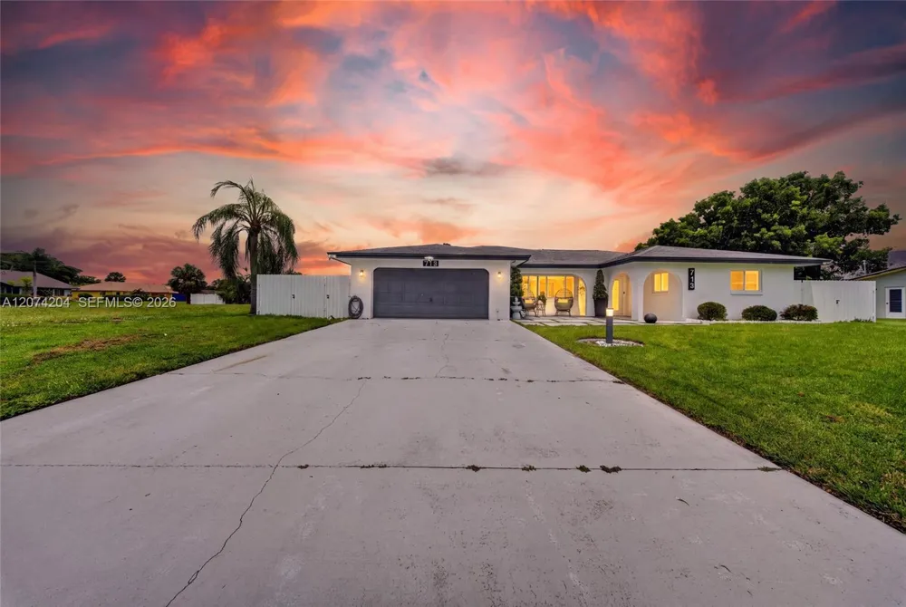 713 se Cape Coral, FL 33904