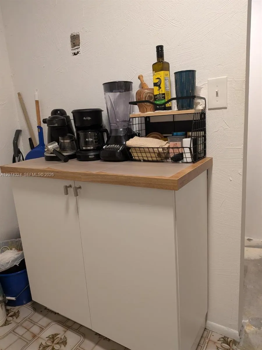 1228 West Ave #609 Miami Beach, FL 33139