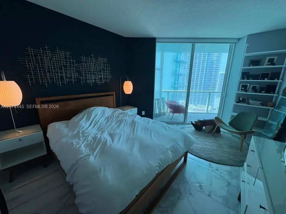 1900 Bayshore Dr #2308 Miami, FL 33132