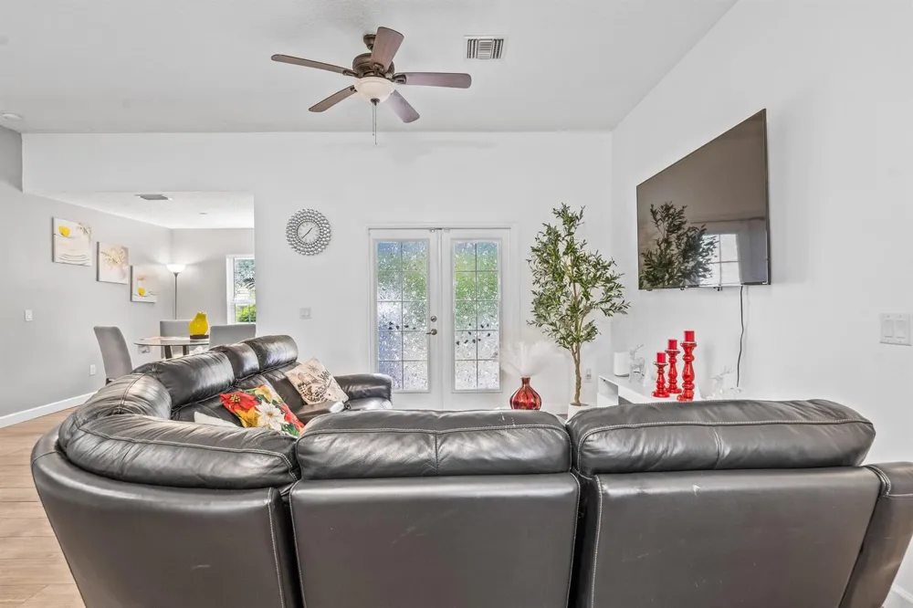 1035 34th Avenue SW Vero Beach, FL 32968