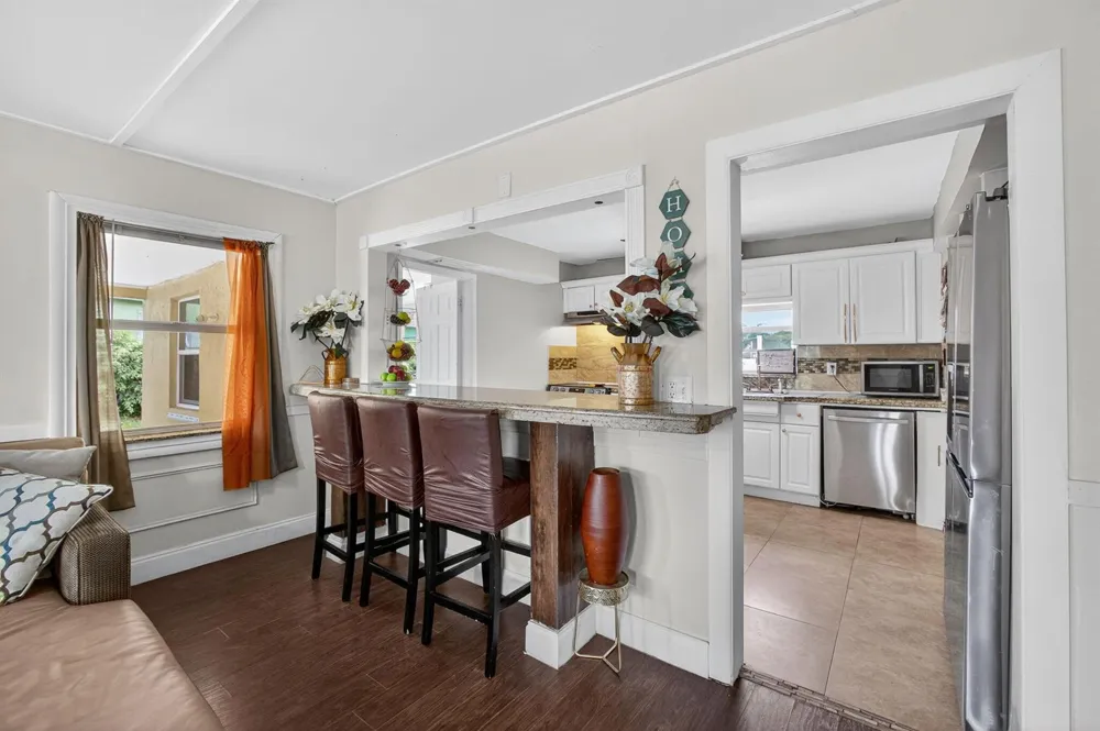 1136 W 7th Street Riviera Beach, FL 33404