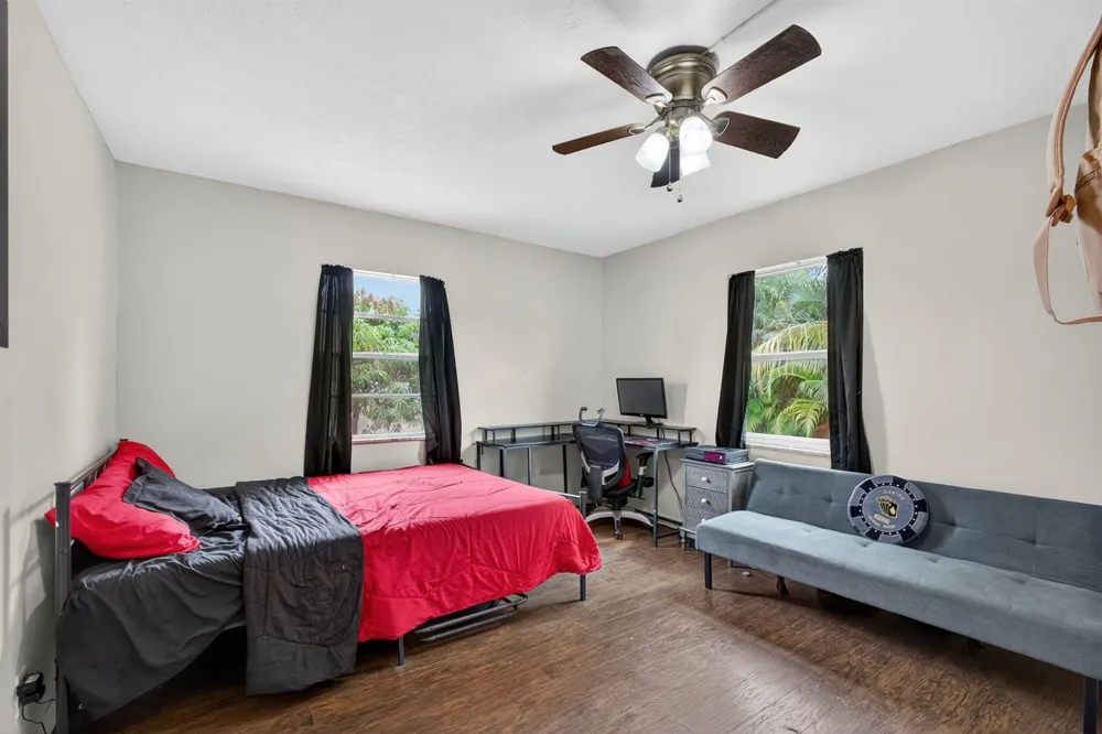 1136 W 7th Street Riviera Beach, FL 33404