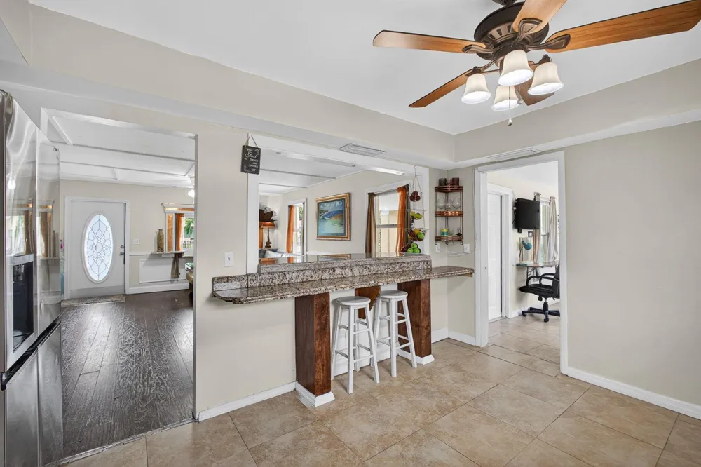 1136 W 7th Street Riviera Beach, FL 33404