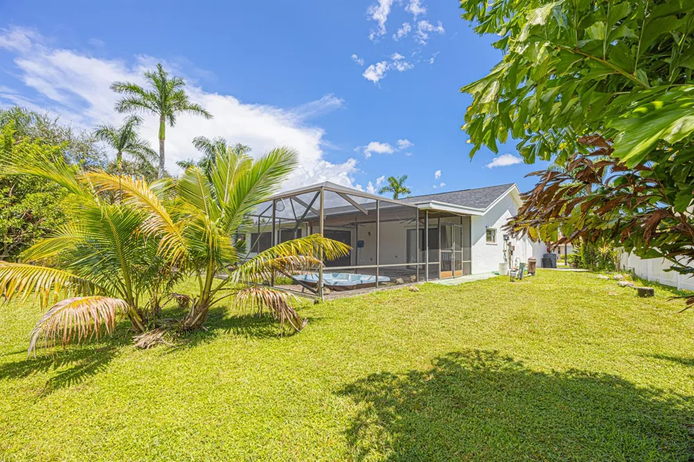 9453 Burlington Place Boca Raton, FL 33434