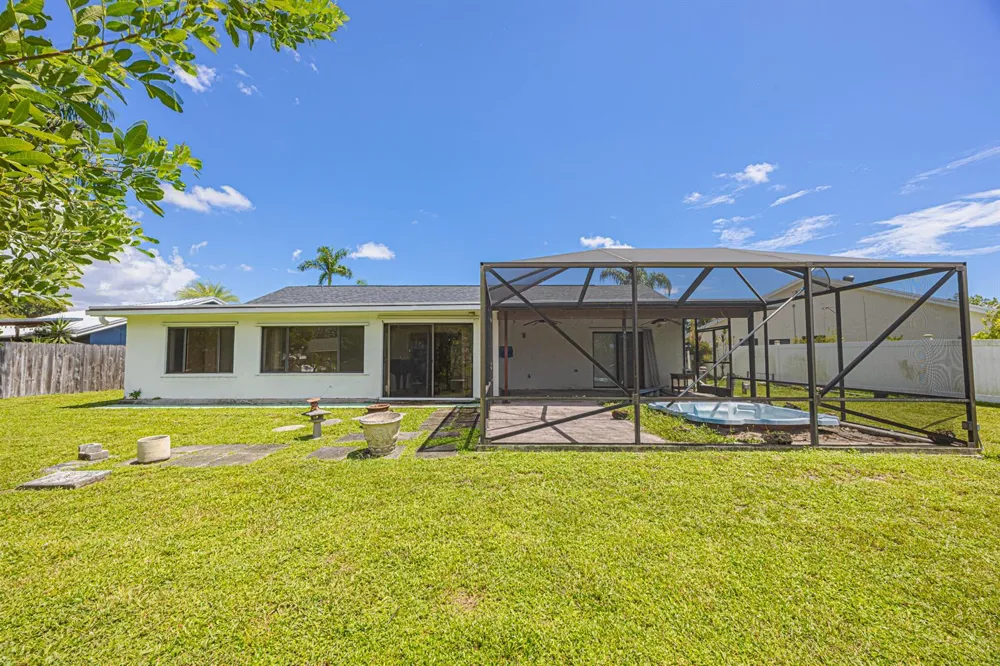 9453 Burlington Place Boca Raton, FL 33434