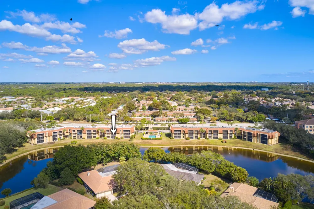 5250 Woodland Lakes Drive #130 Palm Beach Gardens, FL 33418