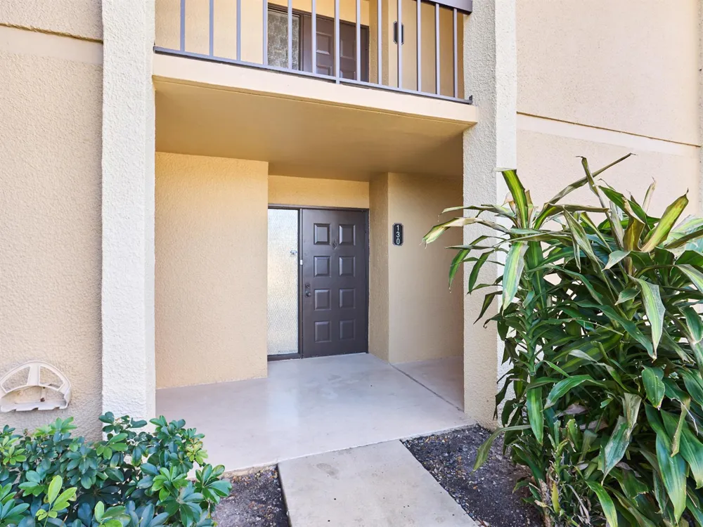 5250 Woodland Lakes Drive #130 Palm Beach Gardens, FL 33418