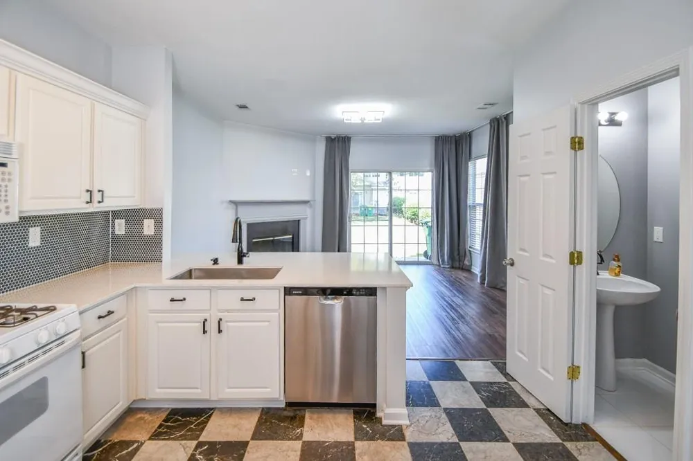 3381 Hidden Cove Circle Peachtree Corners, GA 30092
