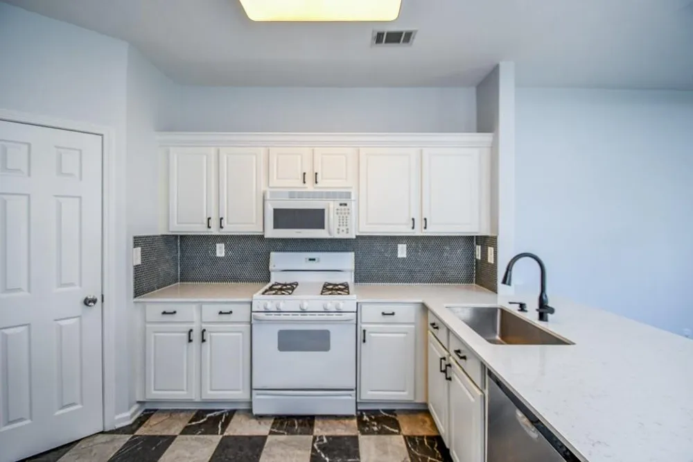 3381 Hidden Cove Circle Peachtree Corners, GA 30092