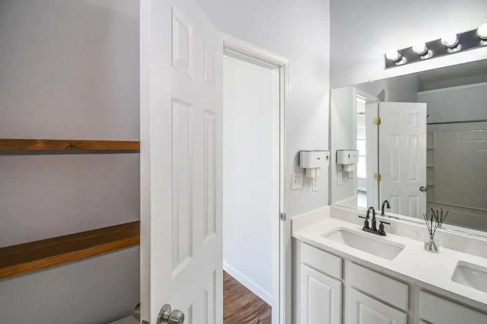 3381 Hidden Cove Circle Peachtree Corners, GA 30092