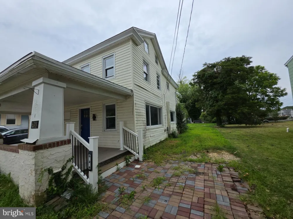 628 MAIN Leesburg, NJ 08327