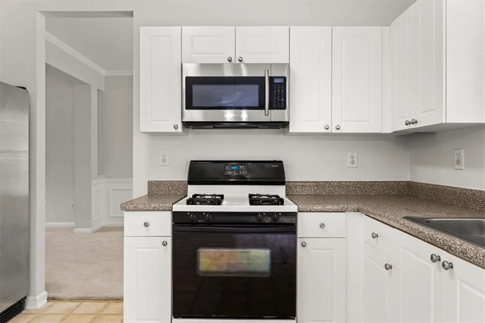 7648 Cozy Lane South Fulton, GA 30213