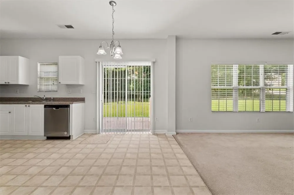 7648 Cozy Lane South Fulton, GA 30213