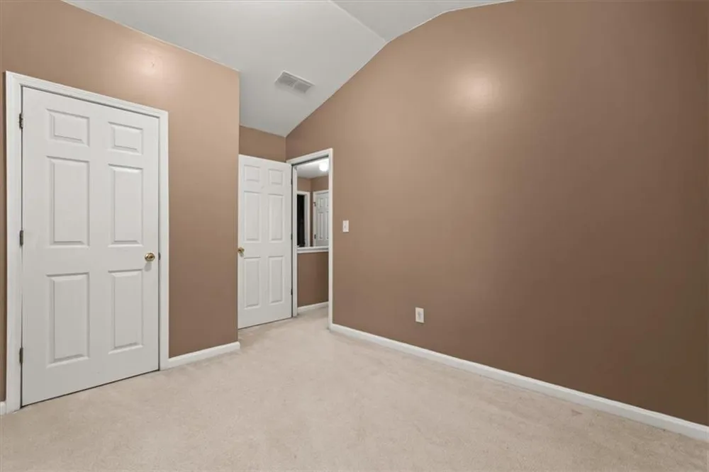 7648 Cozy Lane South Fulton, GA 30213