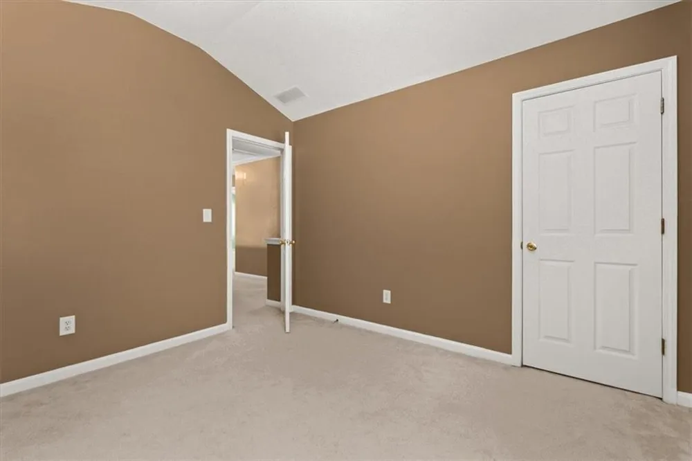 7648 Cozy Lane South Fulton, GA 30213