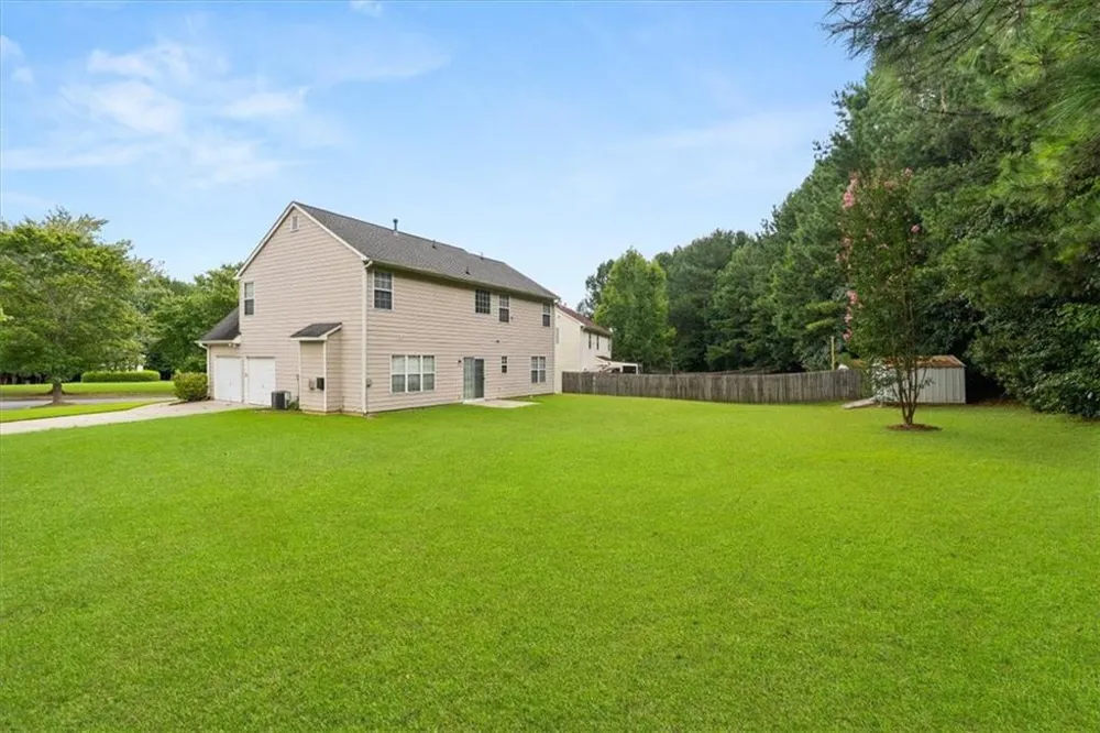 7648 Cozy Lane South Fulton, GA 30213