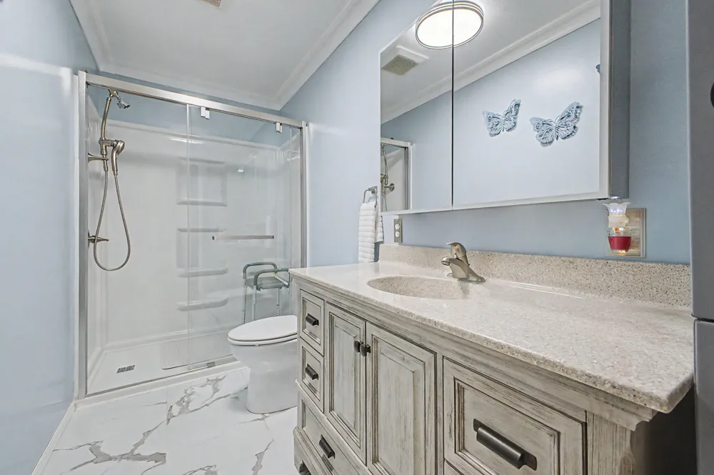 7676 Southmoor Drive Monroe, MI 48161