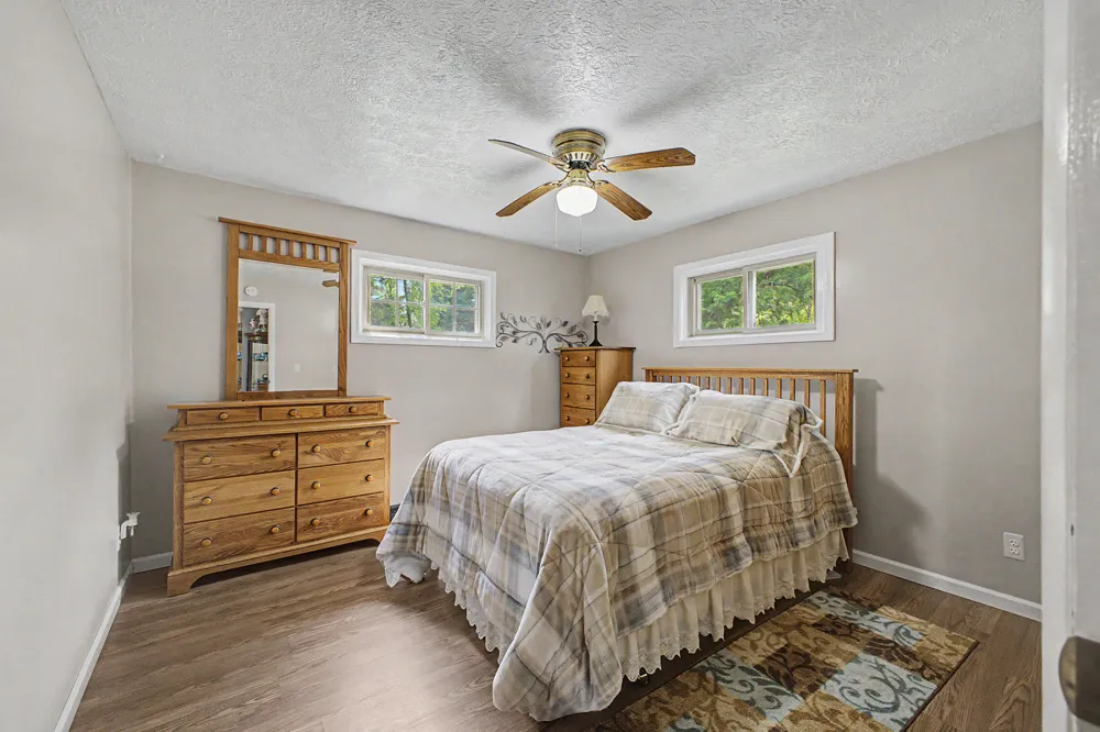 7676 Southmoor Drive Monroe, MI 48161