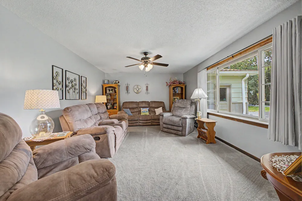 7676 Southmoor Drive Monroe, MI 48161