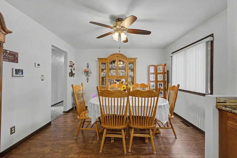 7676 Southmoor Drive Monroe, MI 48161