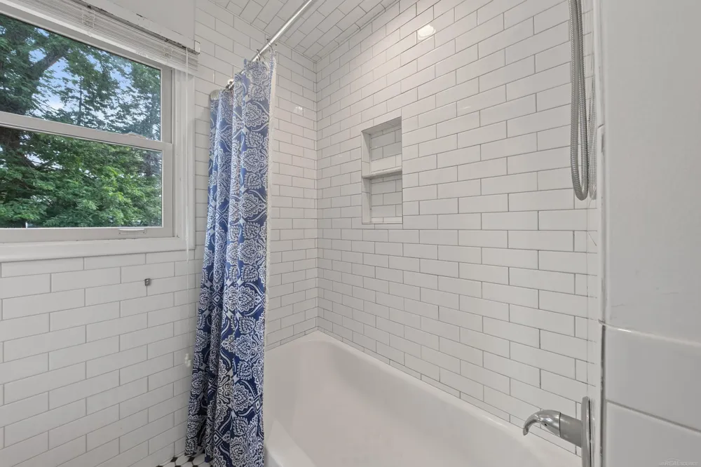 5417 Fieldcrest Drive Utica City, MI 48316