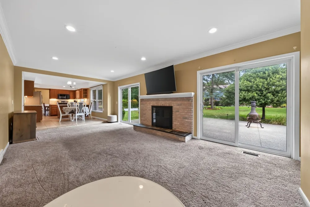 5417 Fieldcrest Drive Utica City, MI 48316
