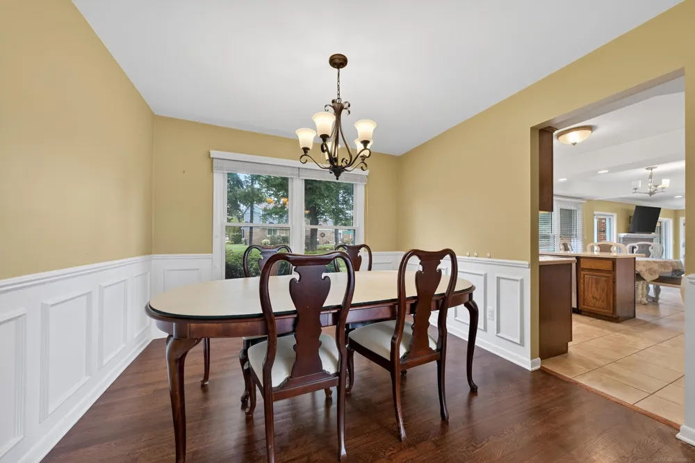 5417 Fieldcrest Drive Utica City, MI 48316