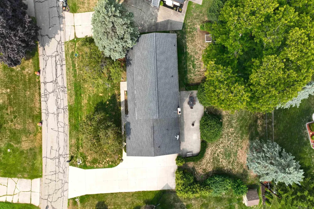 5417 Fieldcrest Drive Utica City, MI 48316
